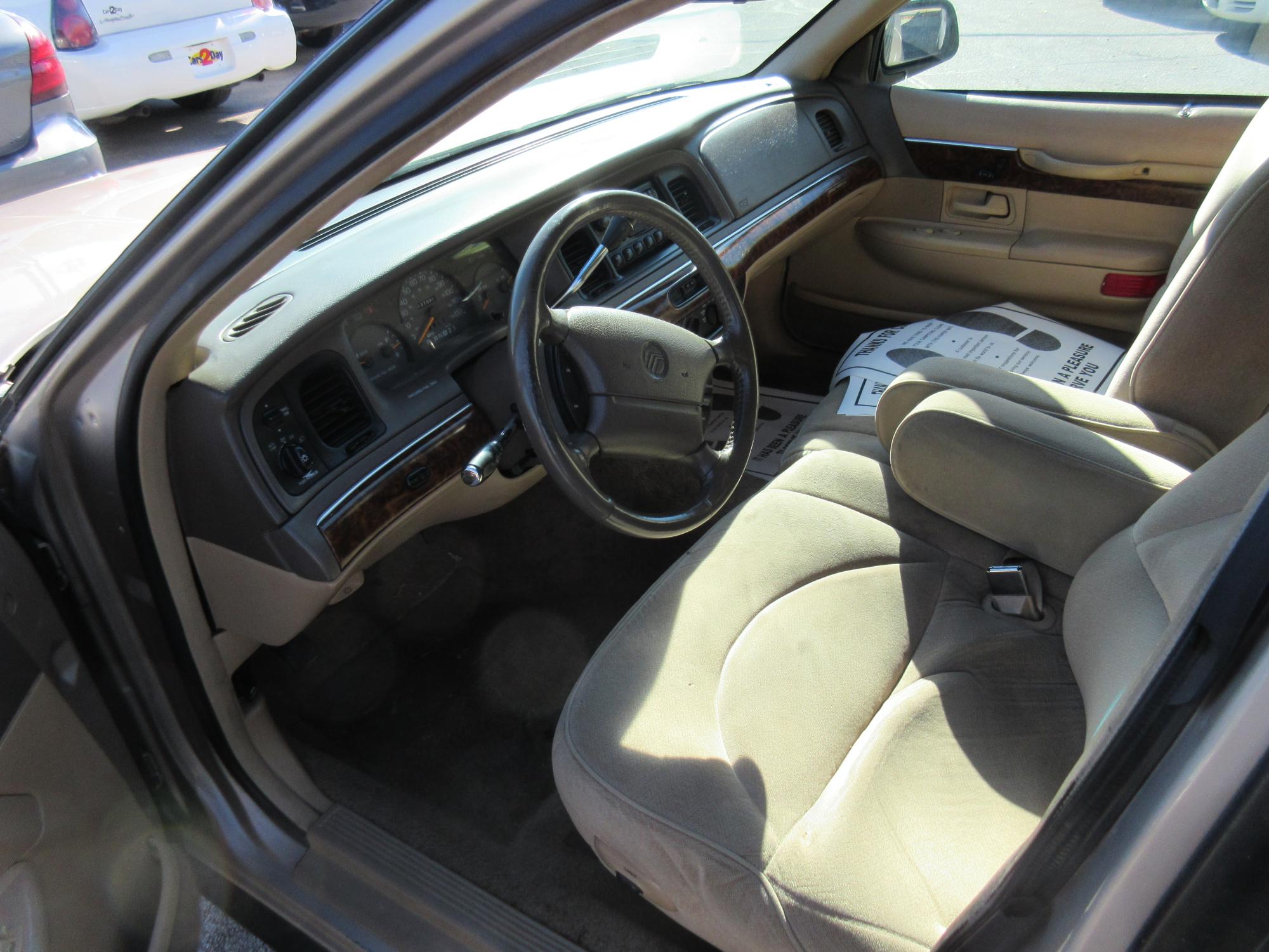 1997 Mercury Grand Marquis - 2MELM75W6VX611777 - Image #2