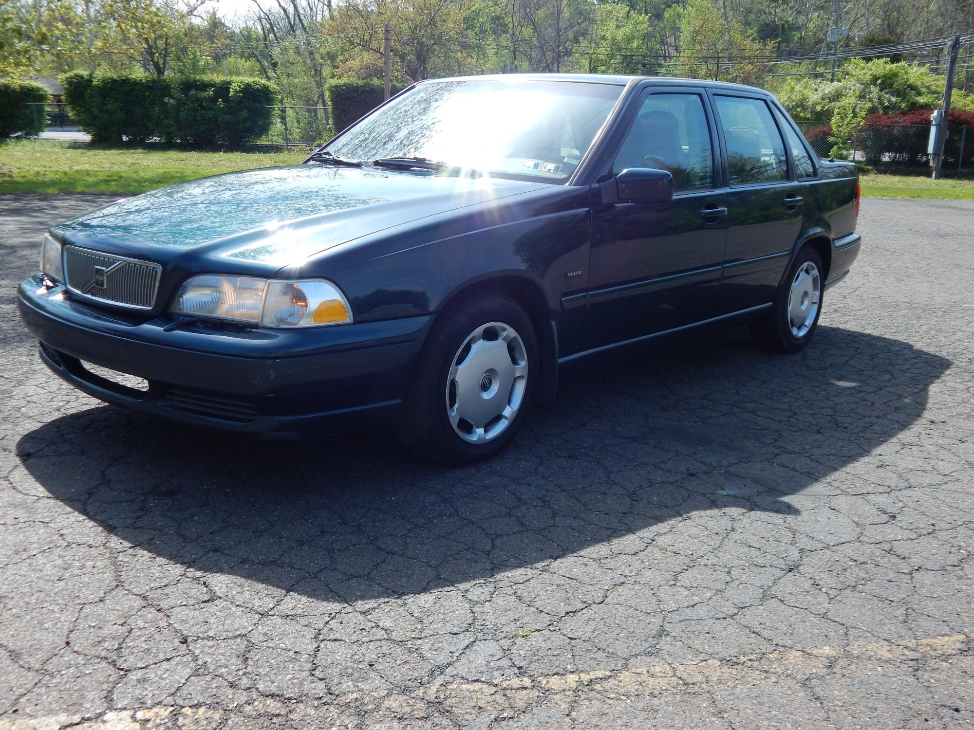 1998 Volvo S70 - YV1LS5579W2515323 - Image #1
