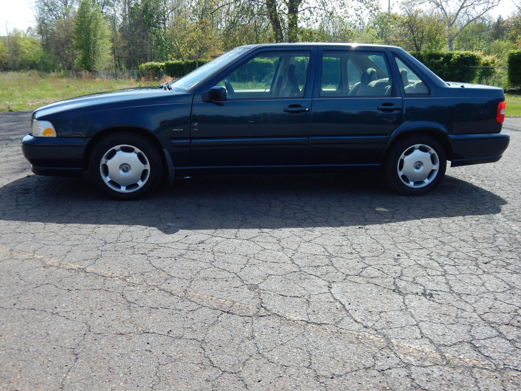 1998 Volvo S70 - YV1LS5579W2515323 - Image #2