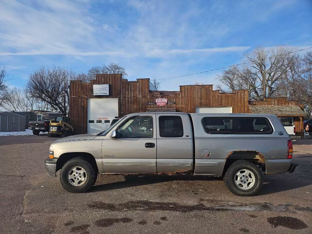 1999 Chevrolet Silverado 1500 - 1GCEK19V5XE109152 - Image #1