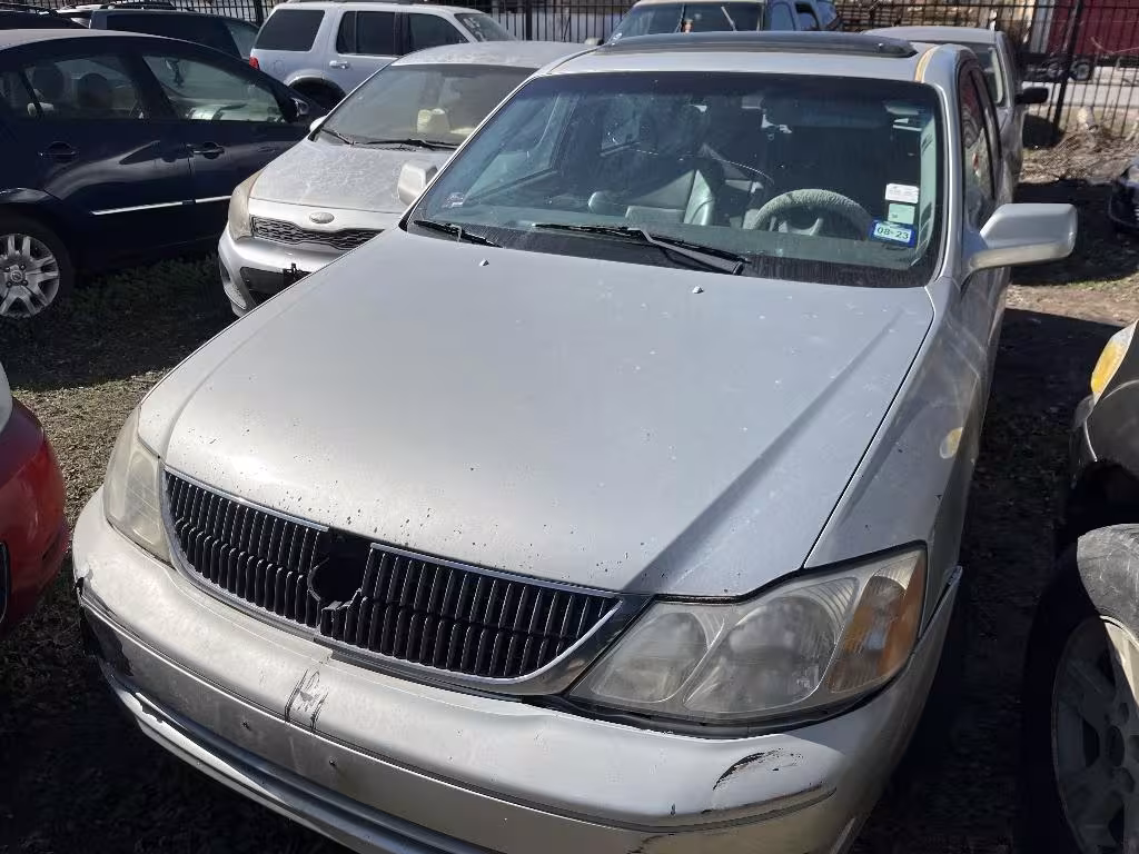 2000 Toyota Avalon - 4T1BF28B2YU034479 - Image #1