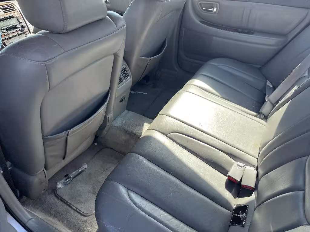 2000 Toyota Avalon - 4T1BF28B2YU034479 - Image #5