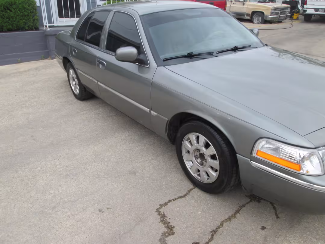 2003 Mercury Grand Marquis - 2MEHM75W03X663313 - Image #2