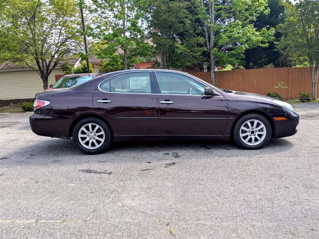 2004 Lexus ES 330 - JTHBA30G845000629 - Image #9
