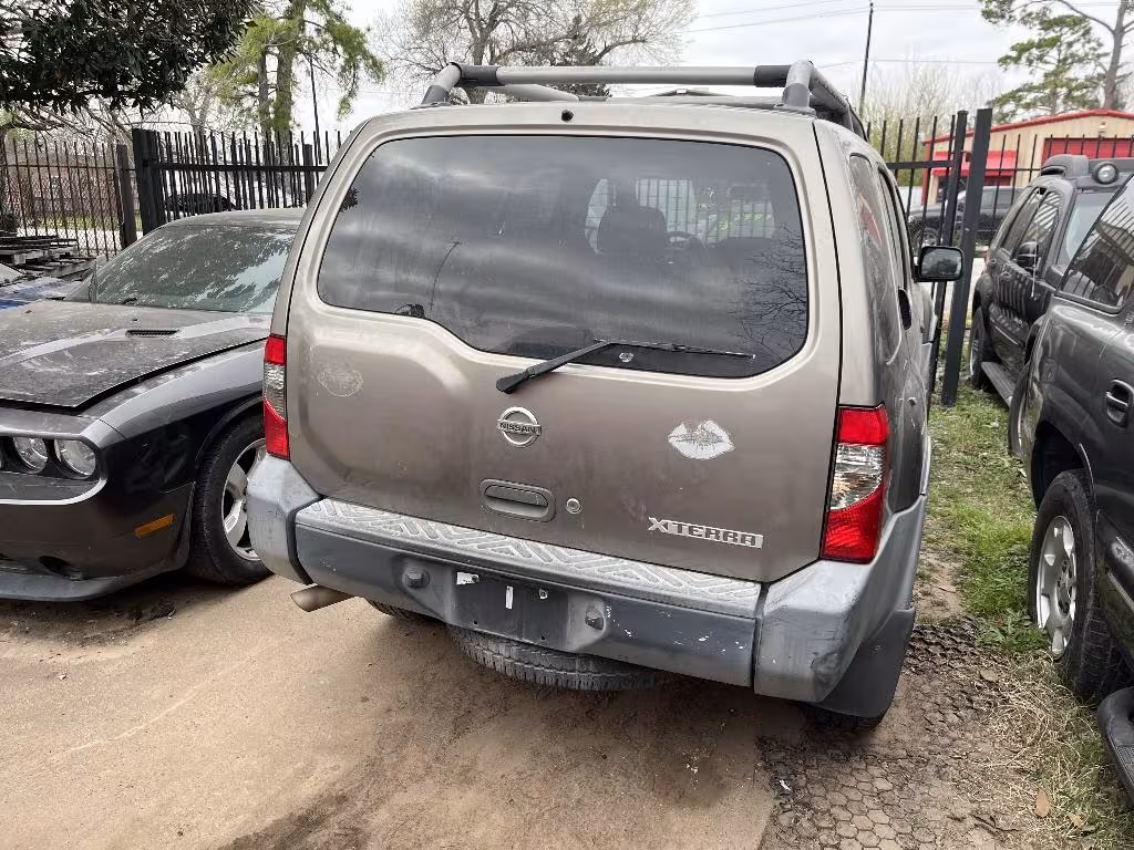 2004 Nissan Xterra - 5N1ED28T94C679206 - Image #2