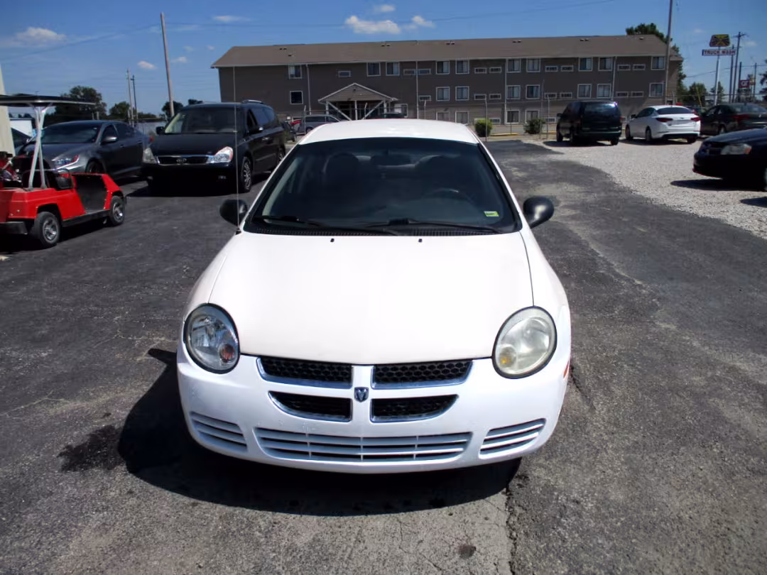 2005 Dodge Neon - 1B3ES56C05D288067 - Image #2