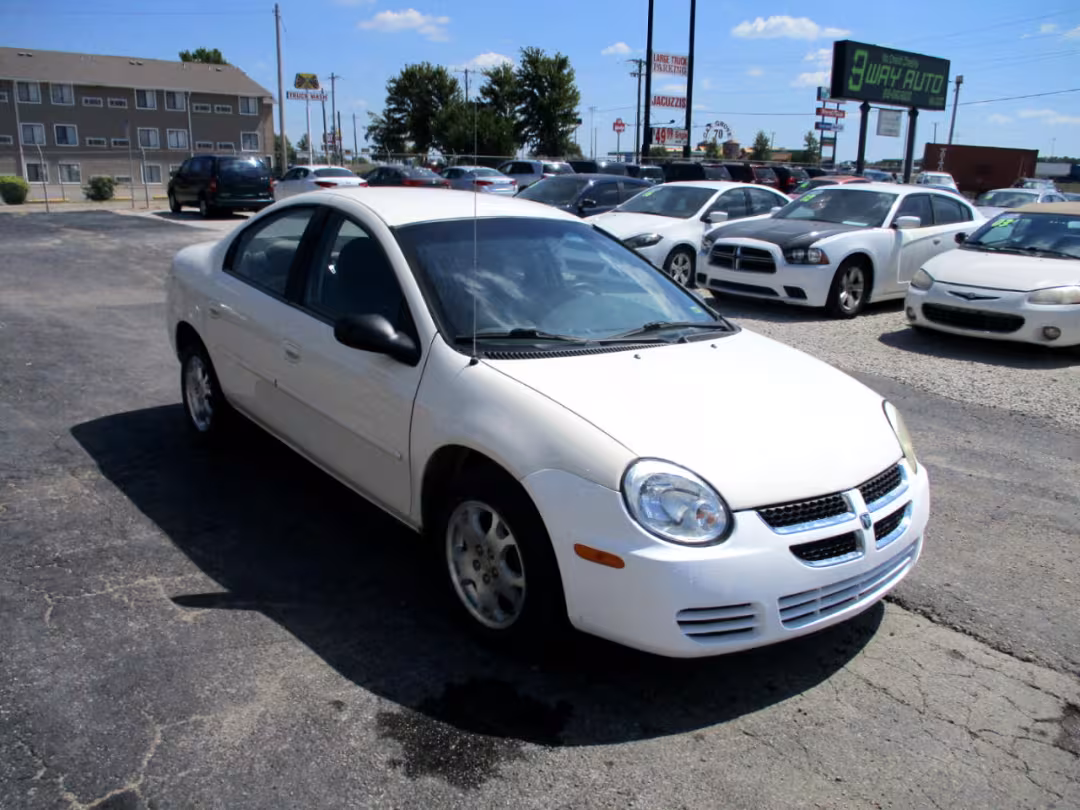 2005 Dodge Neon - 1B3ES56C05D288067 - Image #3