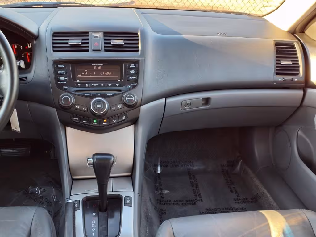 2005 Honda Accord - 1HGCM56865A146952 - Image #15