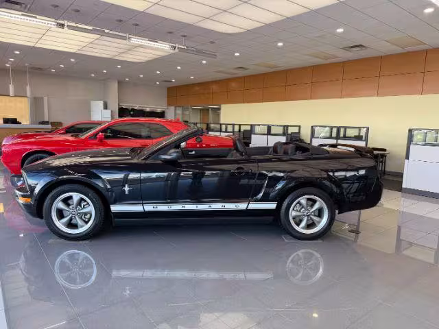 2006 Ford Mustang - 1ZVFT84NX65187939 - Image #1