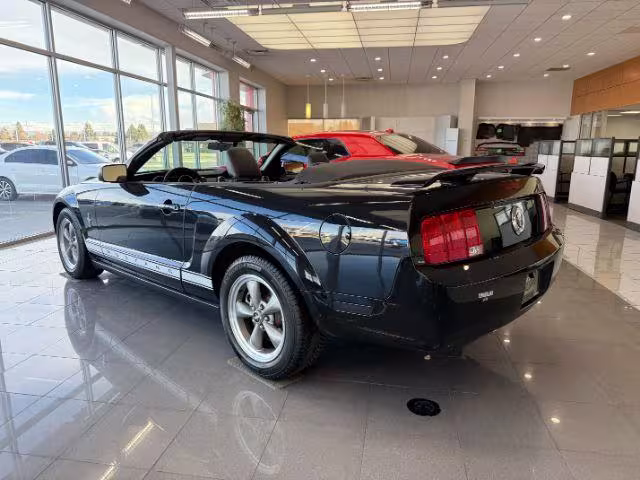2006 Ford Mustang - 1ZVFT84NX65187939 - Image #2