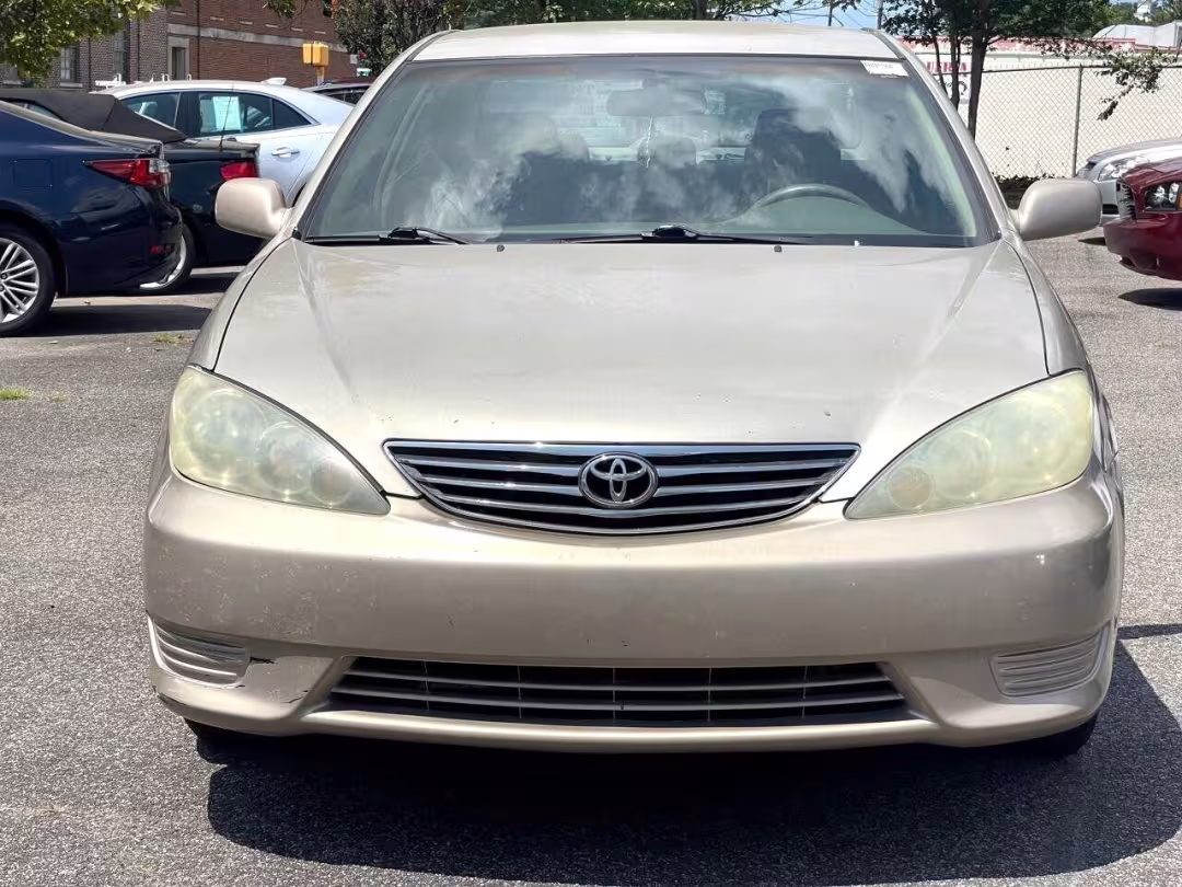 2006 Toyota Camry - 4T1BF32K66U624910 - Image #2