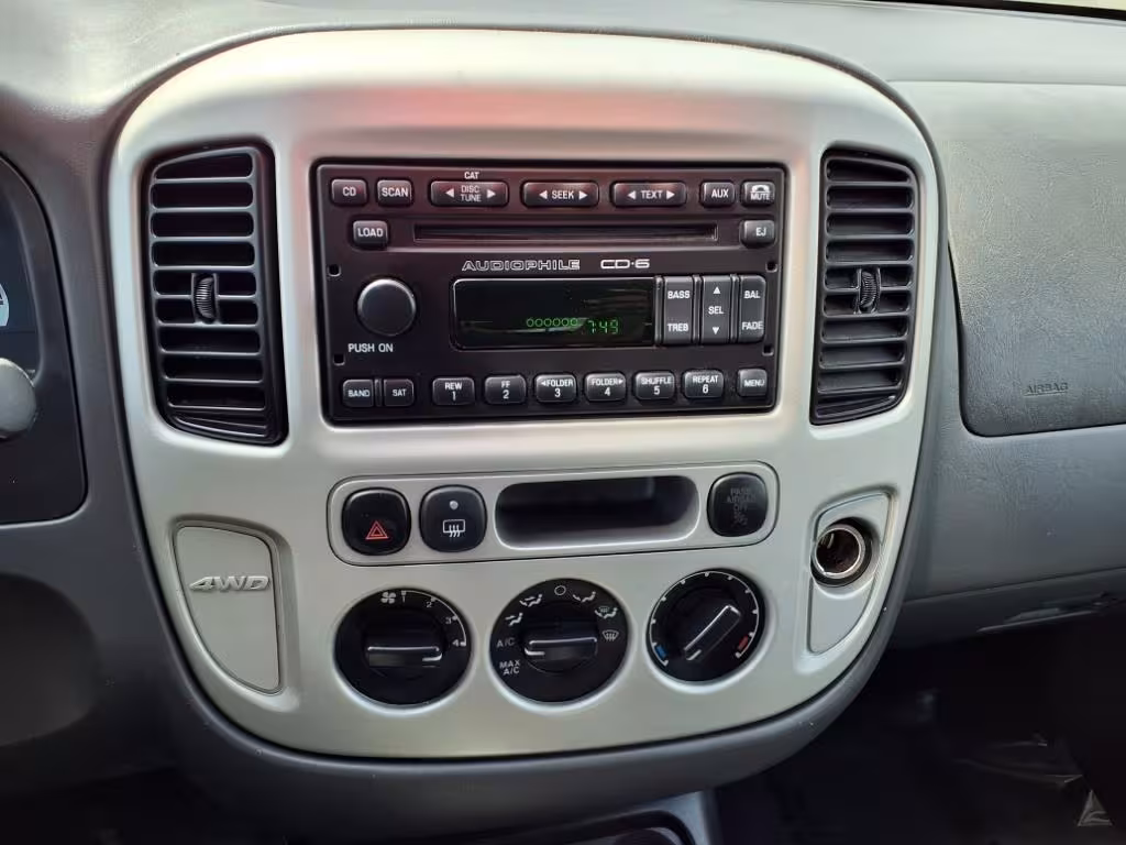2007 Ford Escape - 1FMYU93137KB19249 - Image #20