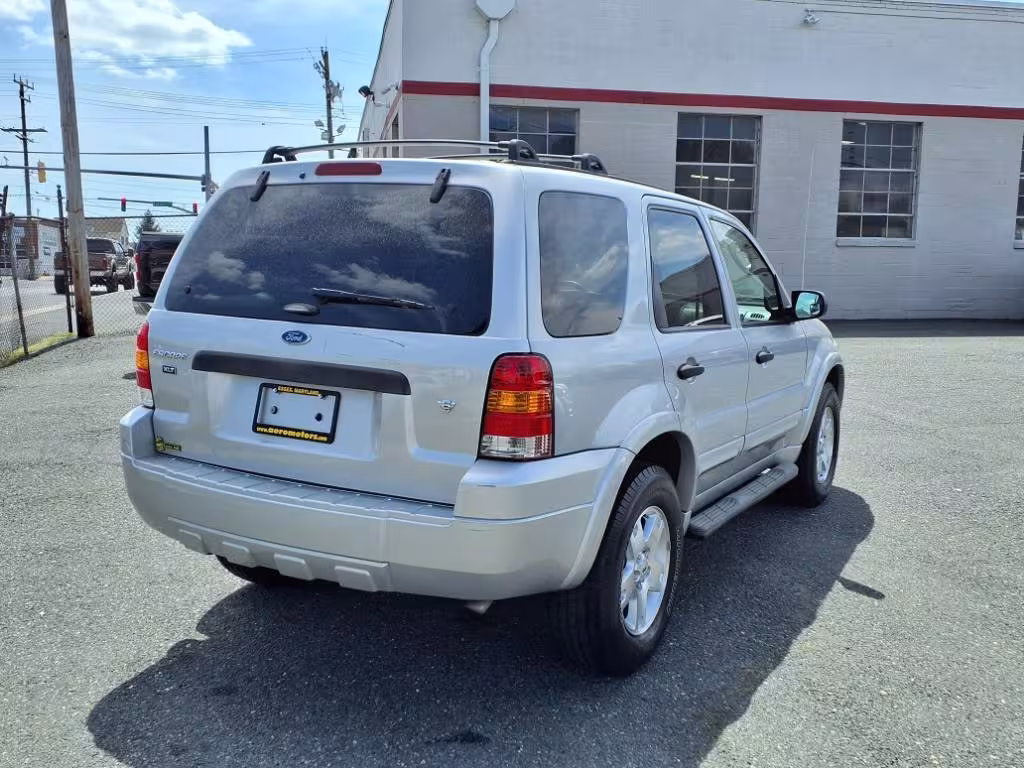 2007 Ford Escape - 1FMYU93137KB19249 - Image #5