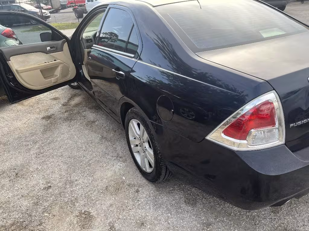 2008 Ford Fusion - 3FAHP08158R164910 - Image #3
