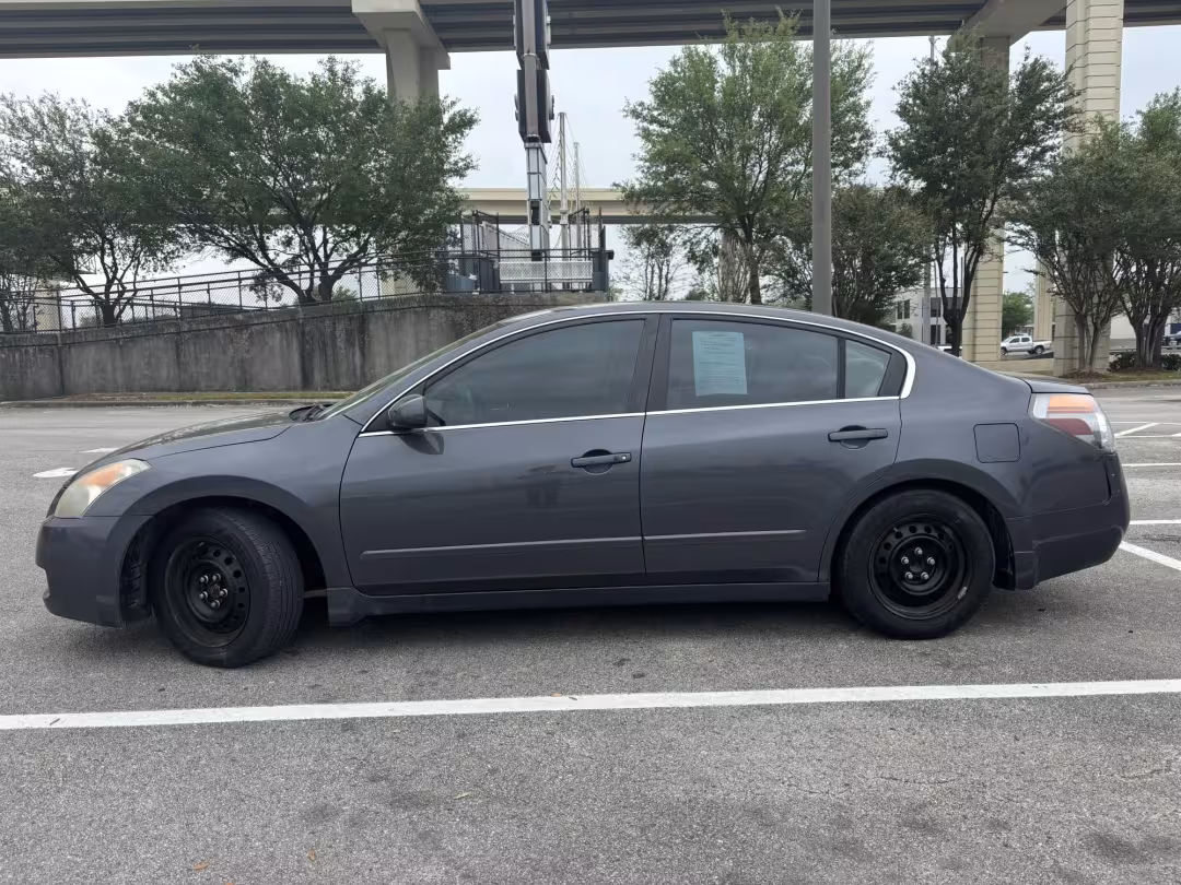 2008 Nissan Altima - 1N4AL21E68N561762 - Image #2