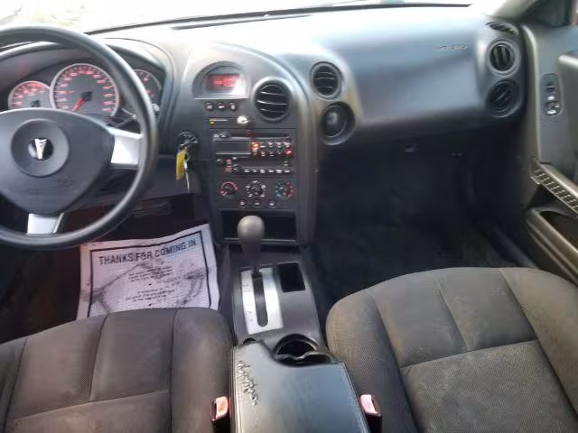 2008 Pontiac Grand Prix - 2G2WP552881108996 - Image #9