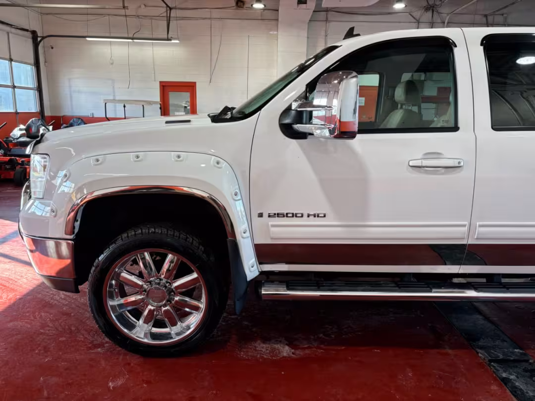 2009 GMC Sierra 2500HD - 1GTHC43639F177265 - Image #12