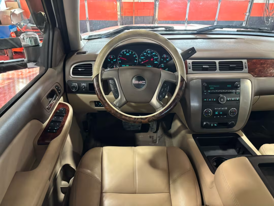 2009 GMC Sierra 2500HD - 1GTHC43639F177265 - Image #19