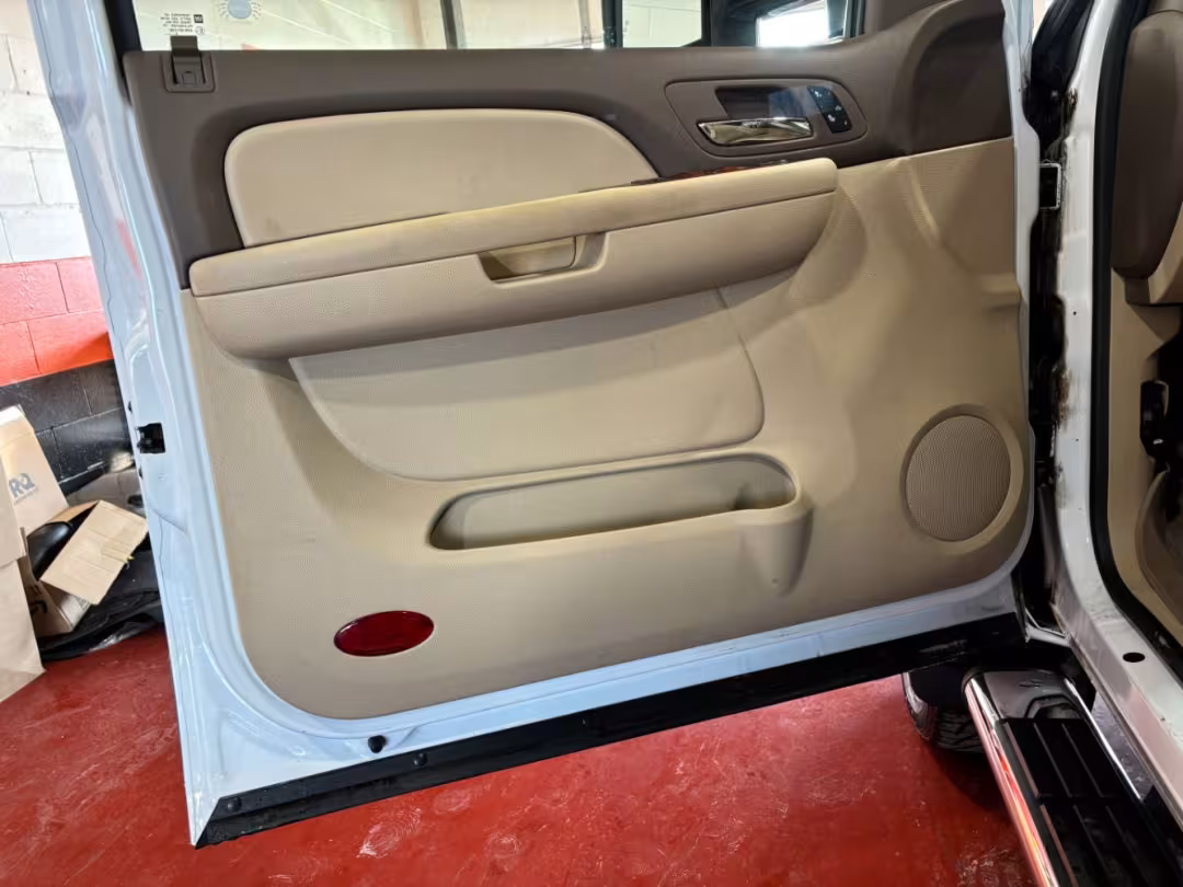 2009 GMC Sierra 2500HD - 1GTHC43639F177265 - Image #28