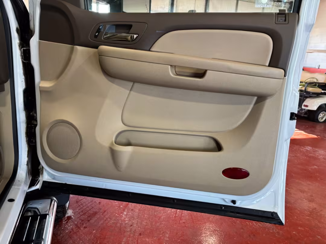 2009 GMC Sierra 2500HD - 1GTHC43639F177265 - Image #31