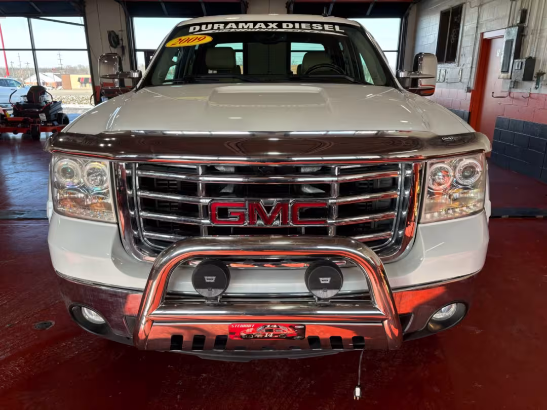 2009 GMC Sierra 2500HD - 1GTHC43639F177265 - Image #4