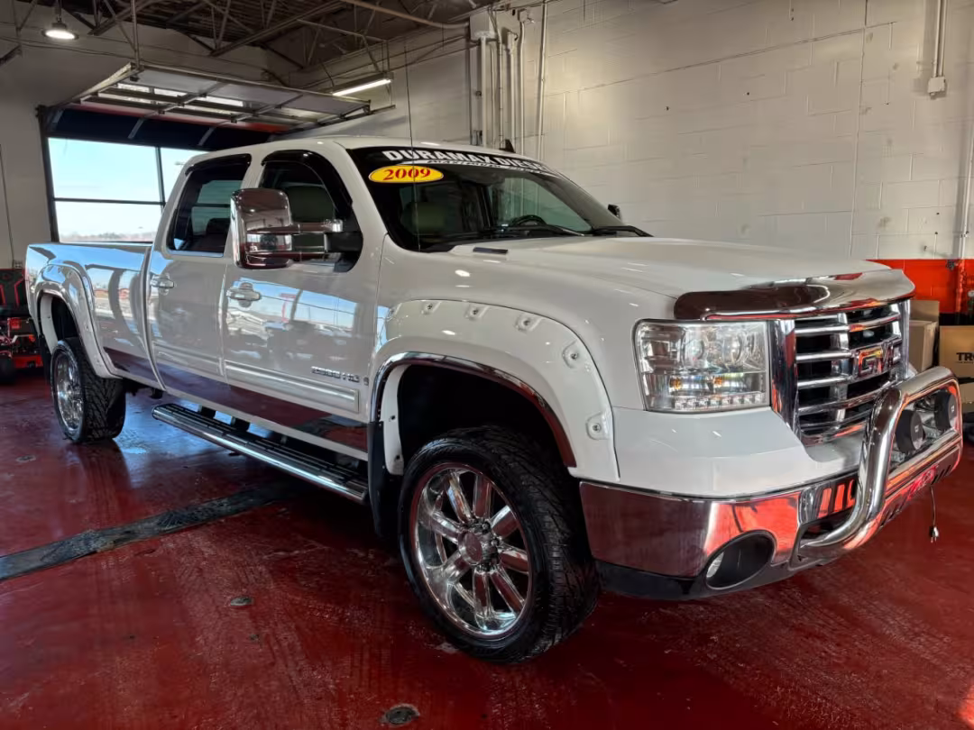 2009 GMC Sierra 2500HD - 1GTHC43639F177265 - Image #5