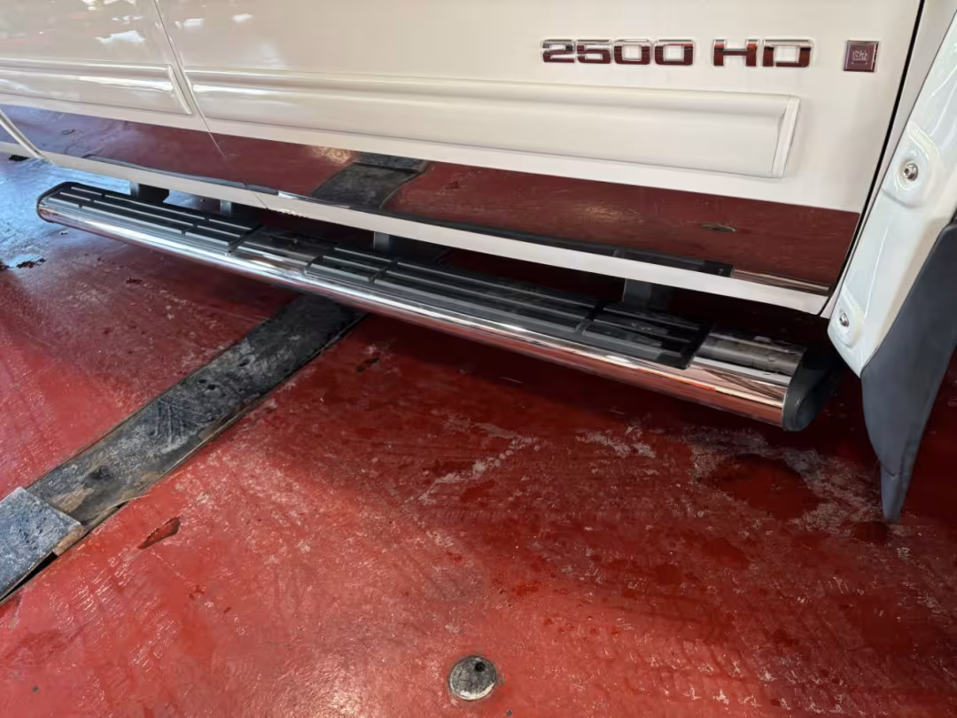2009 GMC Sierra 2500HD - 1GTHC43639F177265 - Image #50