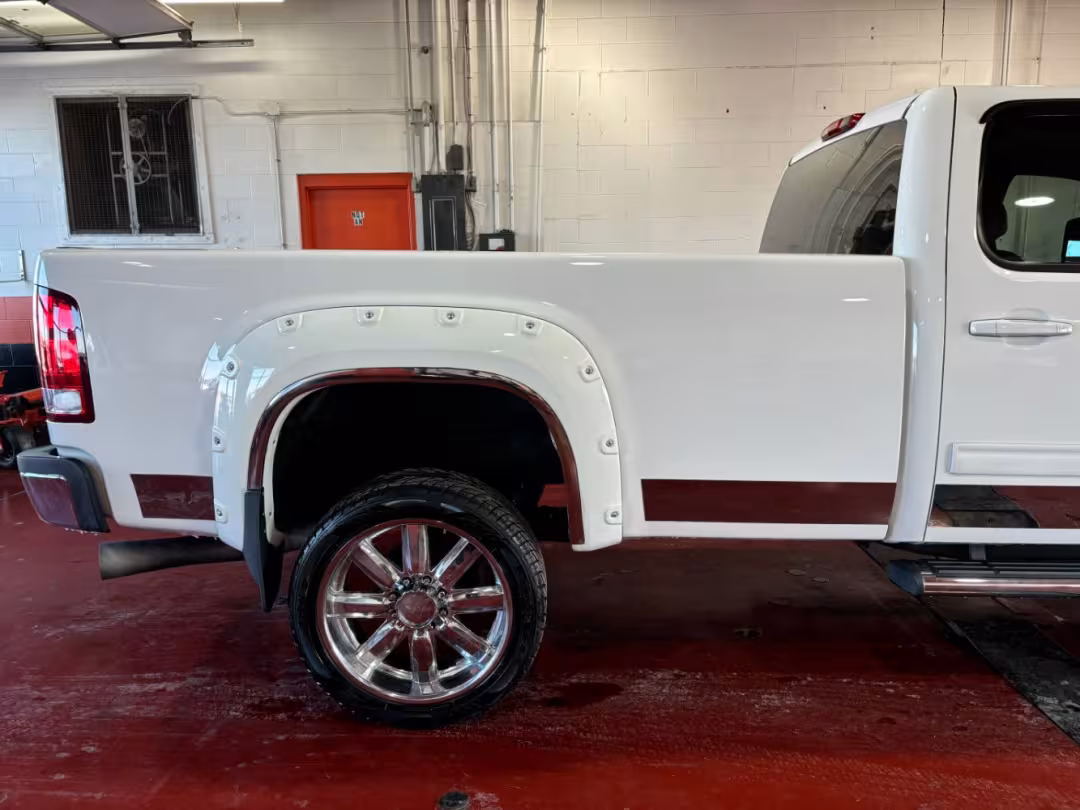 2009 GMC Sierra 2500HD - 1GTHC43639F177265 - Image #7
