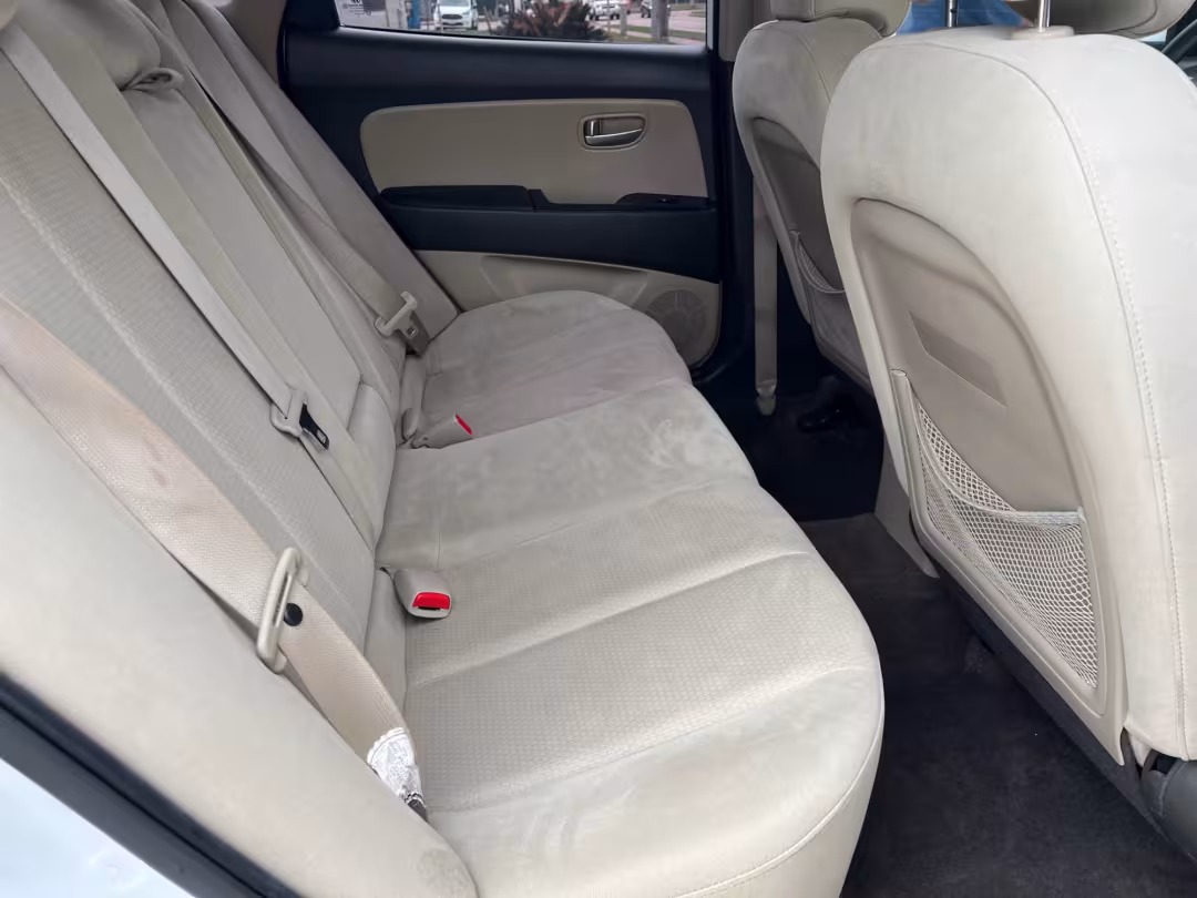 2009 Hyundai Elantra - KMHDU46D19U679642 - Image #8