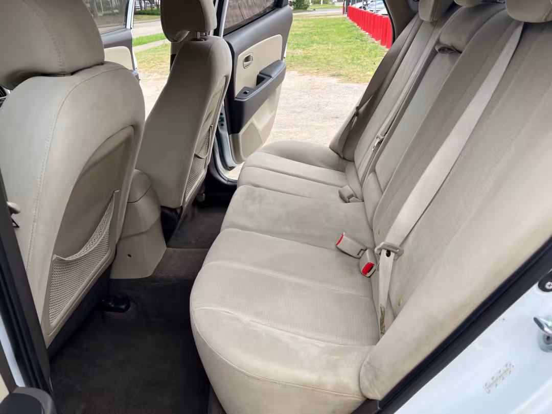 2009 Hyundai Elantra - KMHDU46D19U679642 - Image #9
