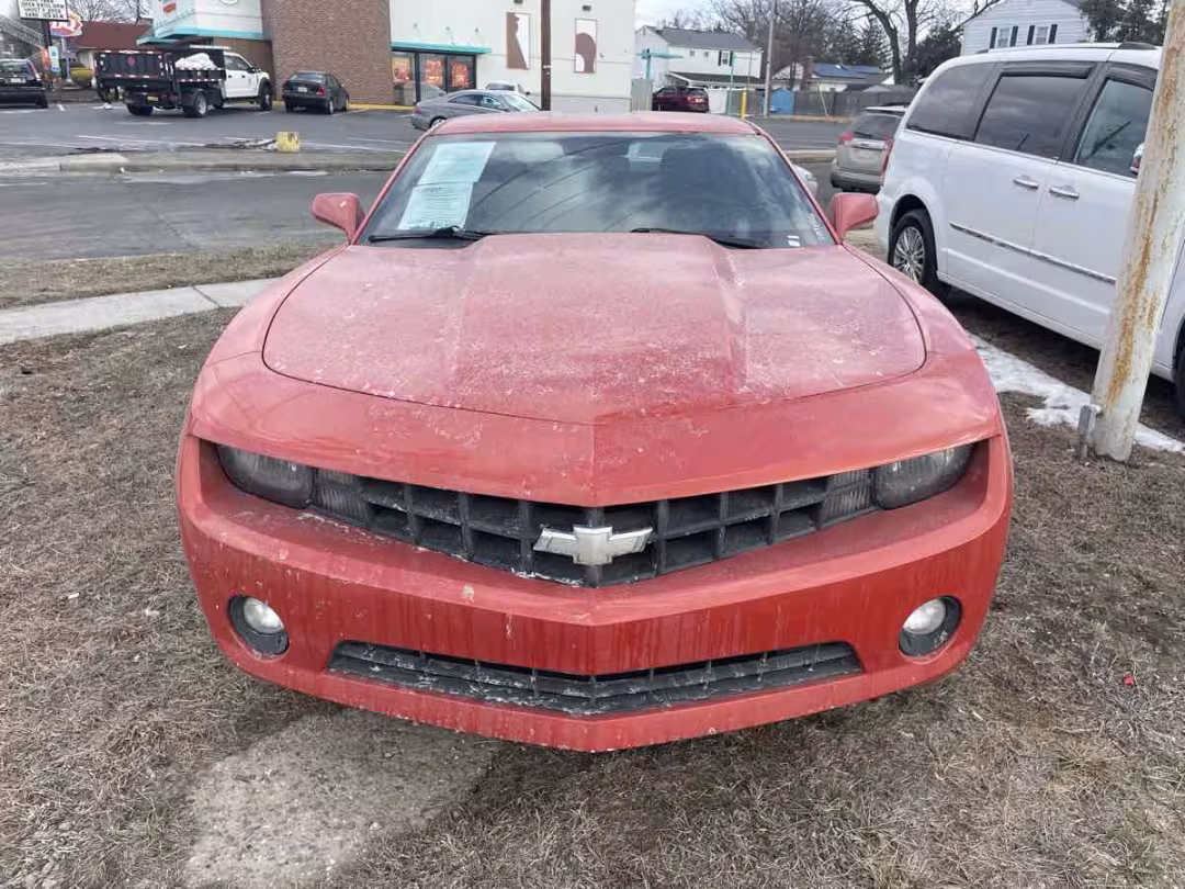 2010 Chevrolet Camaro - 2G1FB1EV5A9136669 - Image #3