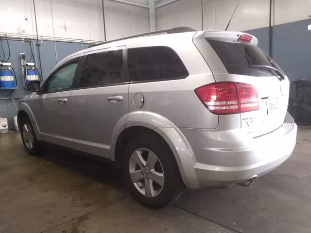 2010 Dodge Journey - 3D4PG5FVXAT122561 - Image #3