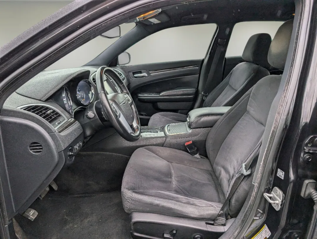 2011 Chrysler 300 - 2C3CA4CGXBH522745 - Image #10