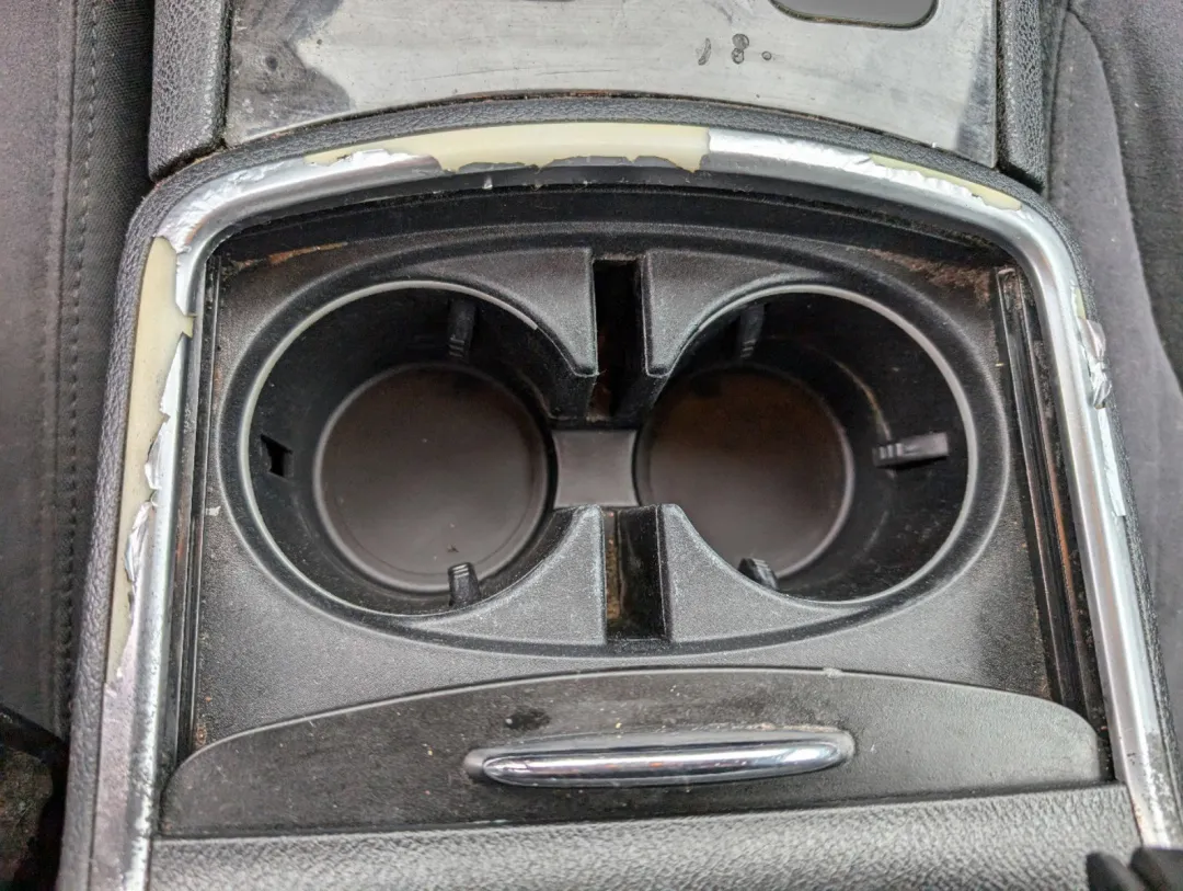 2011 Chrysler 300 - 2C3CA4CGXBH522745 - Image #13