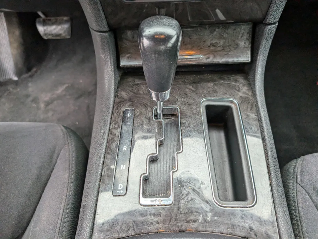 2011 Chrysler 300 - 2C3CA4CGXBH522745 - Image #14