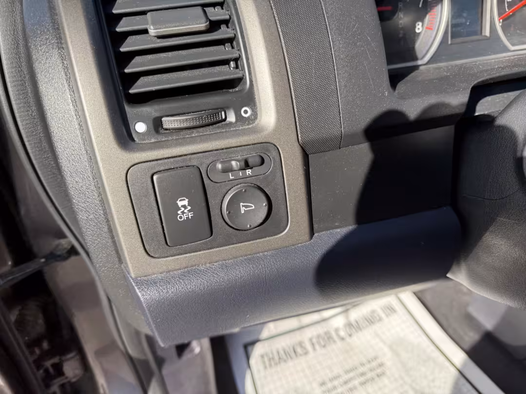 2011 Honda CR-V - 5J6RE4H76BL041858 - Image #10