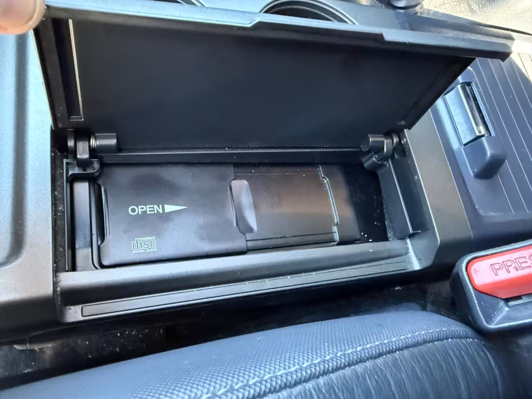 2011 Honda CR-V - 5J6RE4H76BL041858 - Image #23