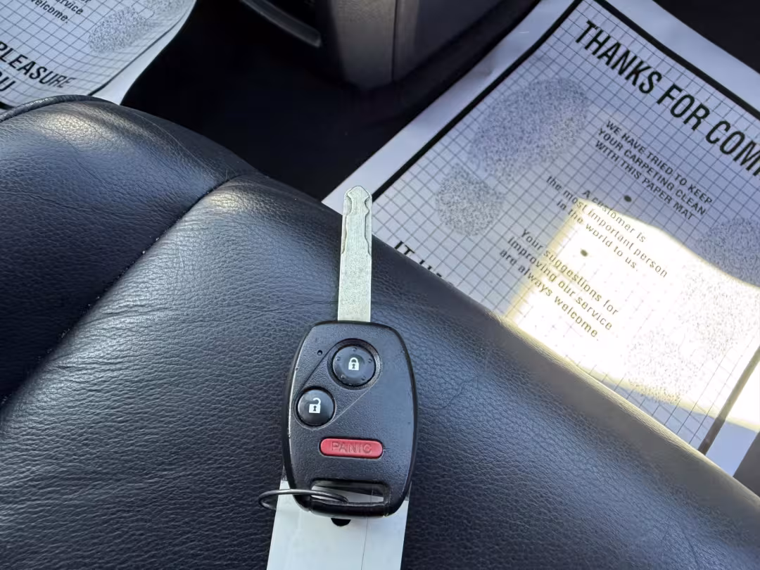2011 Honda CR-V - 5J6RE4H76BL041858 - Image #36