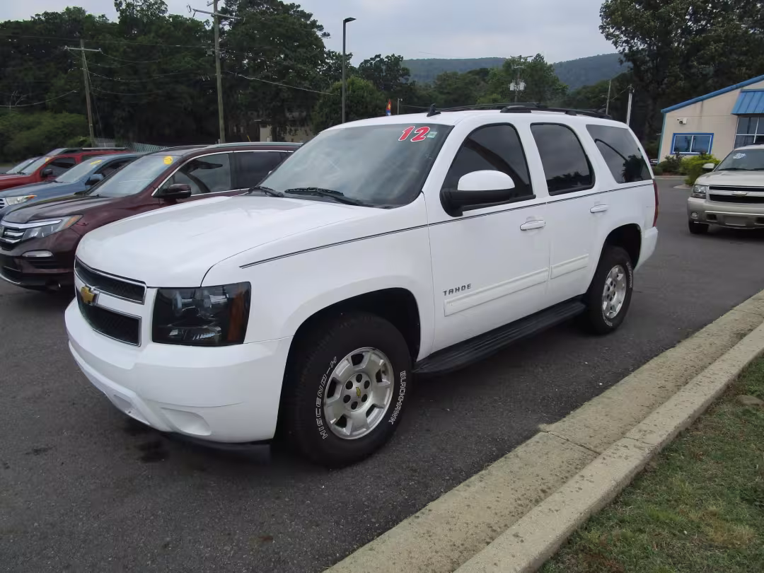 2012 Chevrolet Tahoe - 1GNSKAE03CR210617 - Image #10