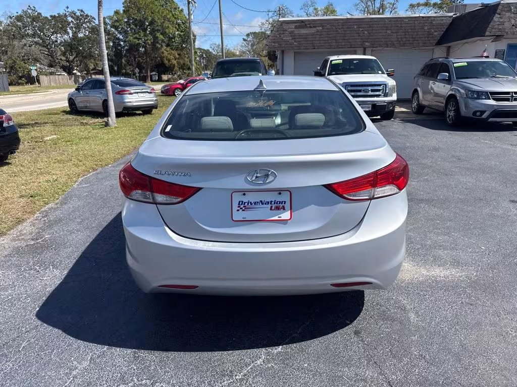 2012 Hyundai Elantra - KMHDH4AEXCU239432 - Image #5