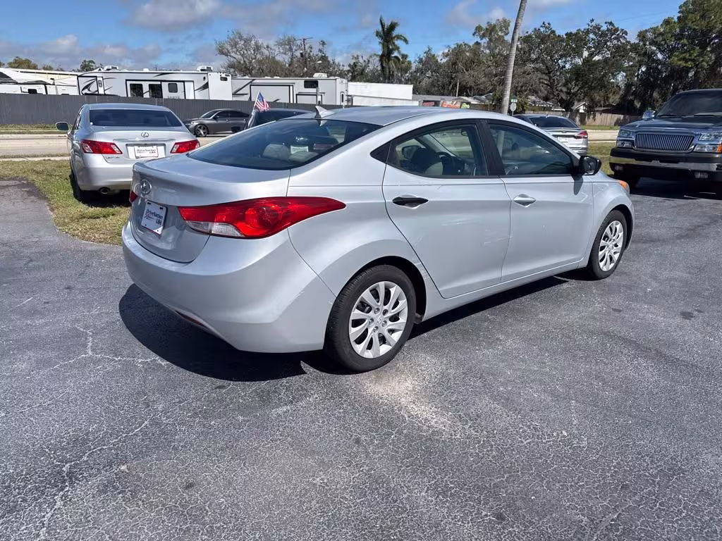 2012 Hyundai Elantra - KMHDH4AEXCU239432 - Image #6