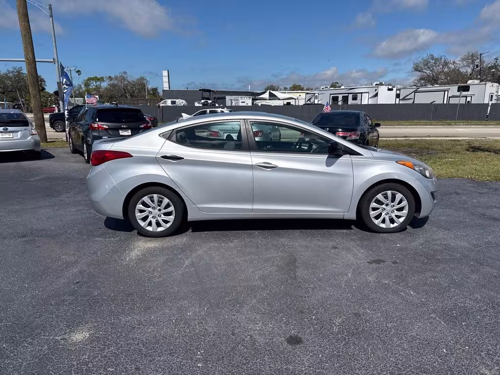 2012 Hyundai Elantra - KMHDH4AEXCU239432 - Image #7