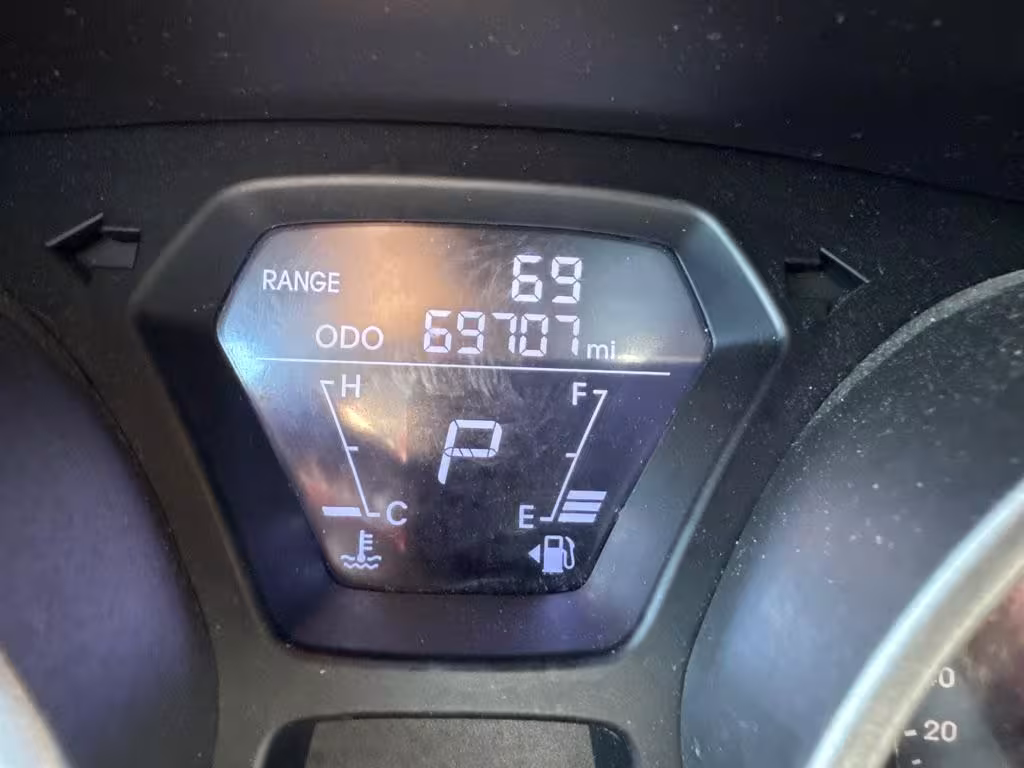 2012 Hyundai Elantra - KMHDH4AEXCU239432 - Image #9