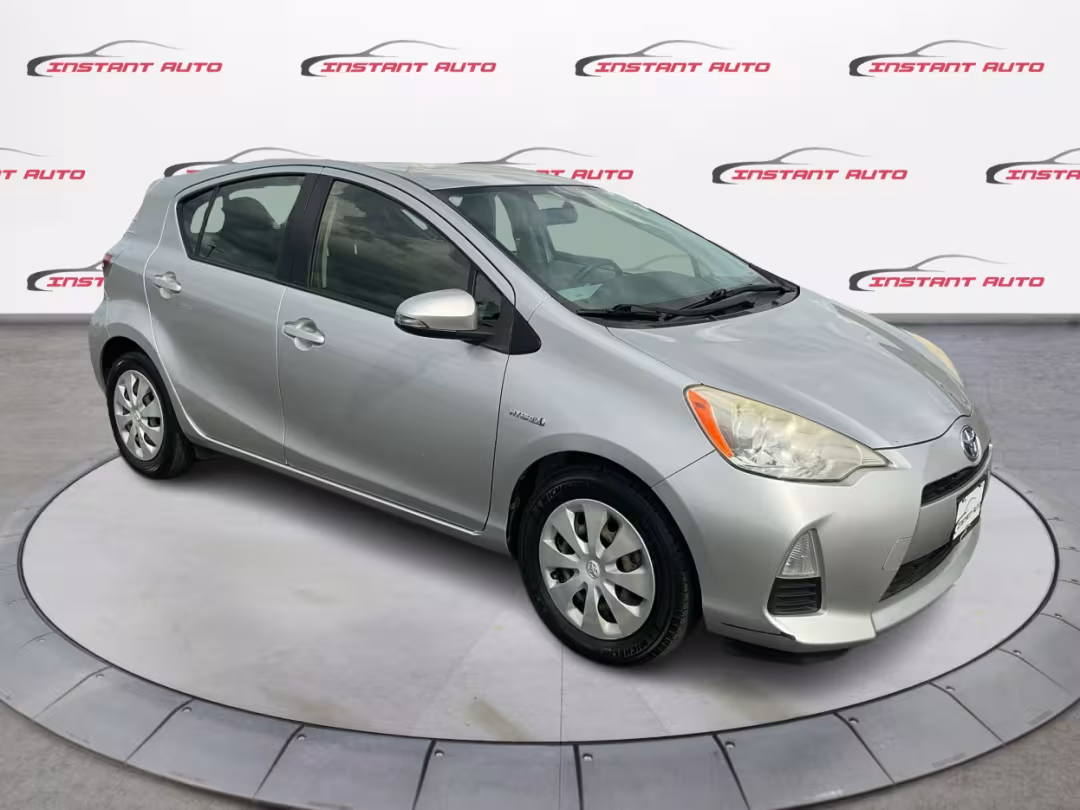 2012 Toyota Prius c - JTDKDTB30C1517089 - Image #1