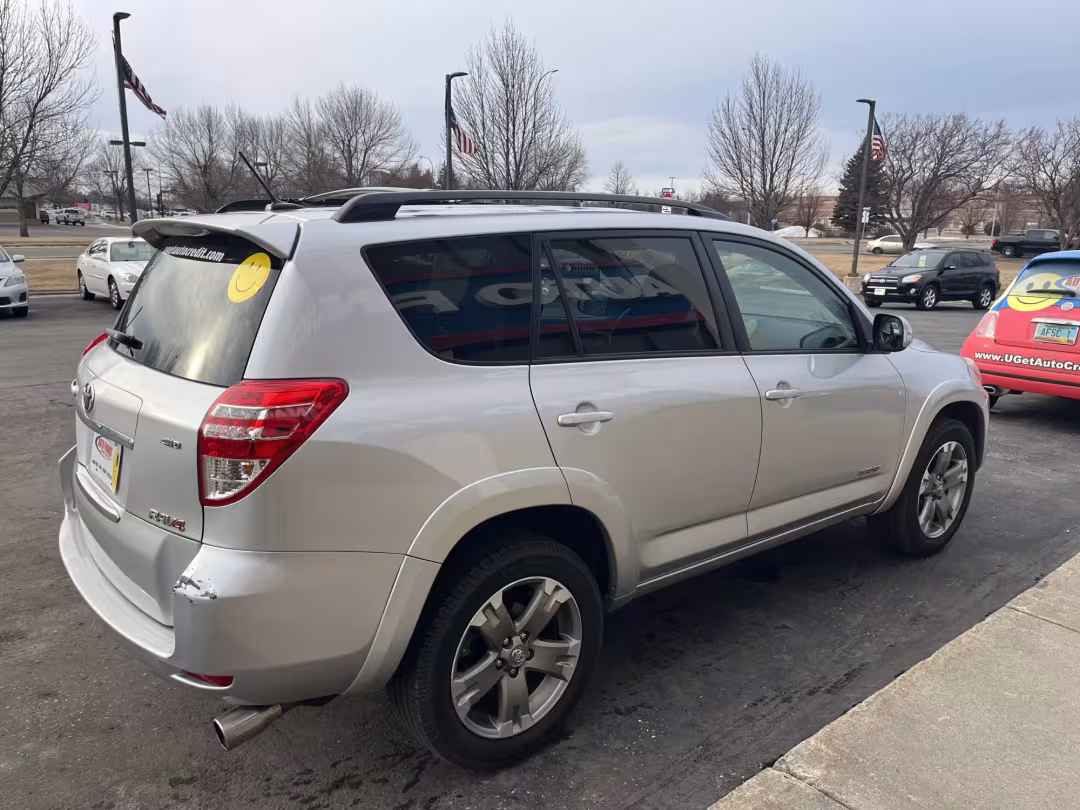 2012 Toyota RAV4 - JTMRK4DV9C5106422 - Image #2