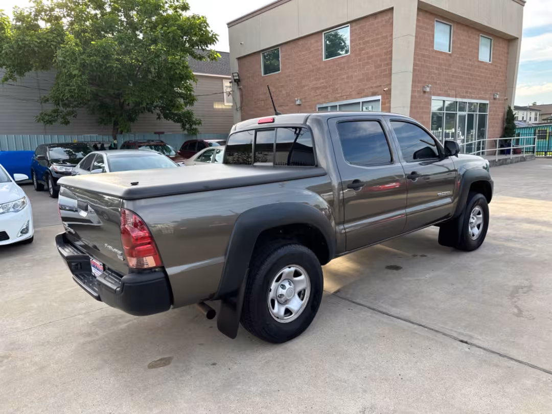 2012 Toyota Tacoma - 5TFJU4GN5CX022864 - Image #2