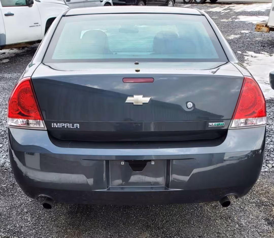 2013 Chevrolet Impala - 2G1WD5E34D1230402 - Image #2