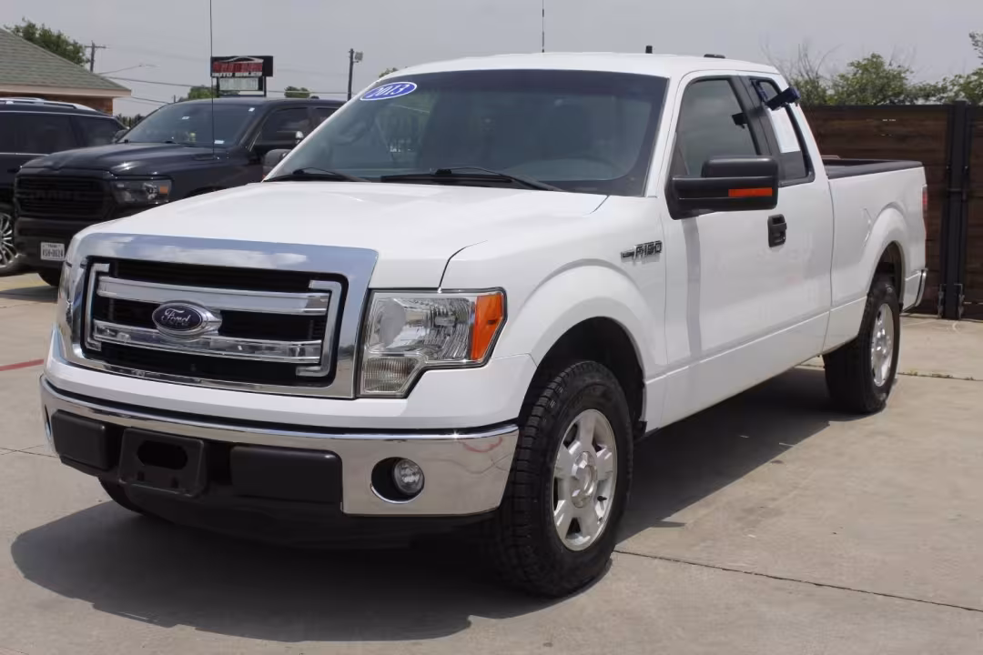 2013 Ford F-150 - 1FTFX1CF9DKF00339 - Image #2