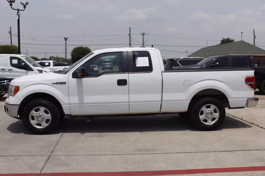 2013 Ford F-150 - 1FTFX1CF9DKF00339 - Image #3