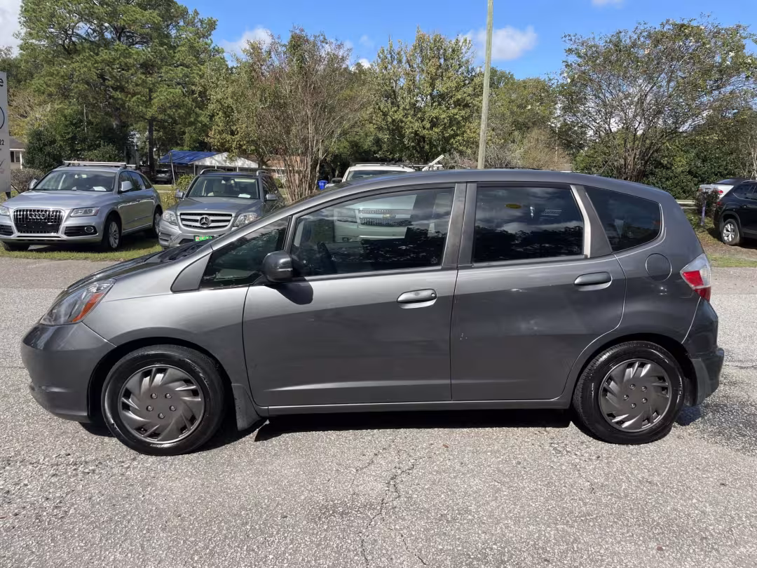 2013 Honda Fit - JHMGE8H36DC048490 - Image #3